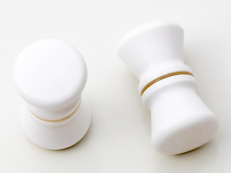 1E badeværelsesglasdør Lille trækhåndtag 1E badeværelsesglasdør Lille trækhåndtag