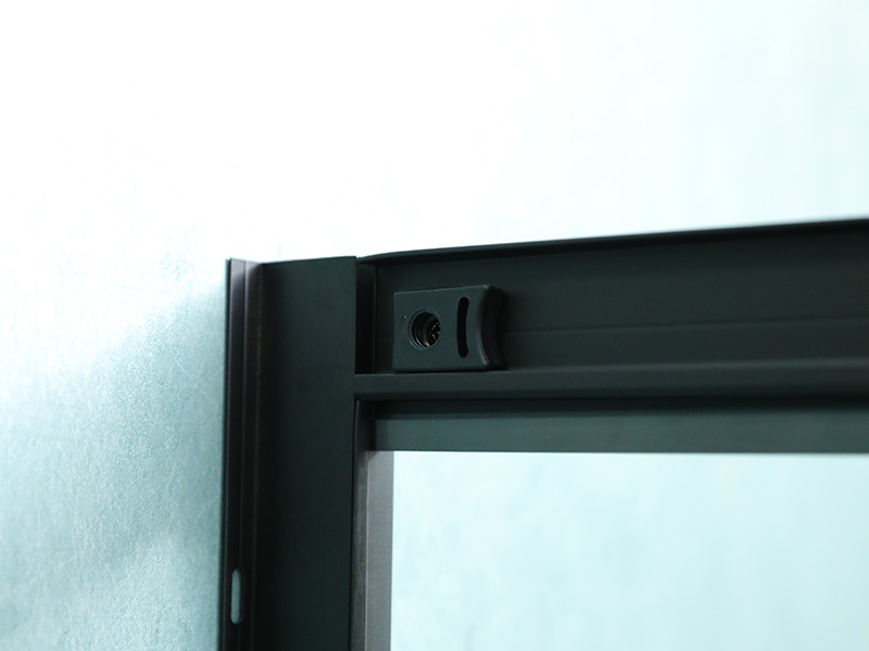 SQ klart hærdet glas med tryk på brusekabine SQ klart hærdet glas med tryk på brusekabine