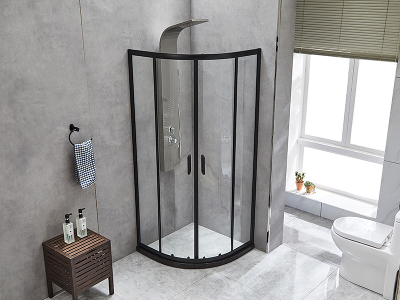 SE glidende brusekabine, klart hærdet glas, sort aluminiumsprofil, håndtag med dobbelte huller, uden bakke SE glidende brusekabine, klart hærdet glas, sort aluminiumsprofil, håndtag med dobbelte huller, uden bakke